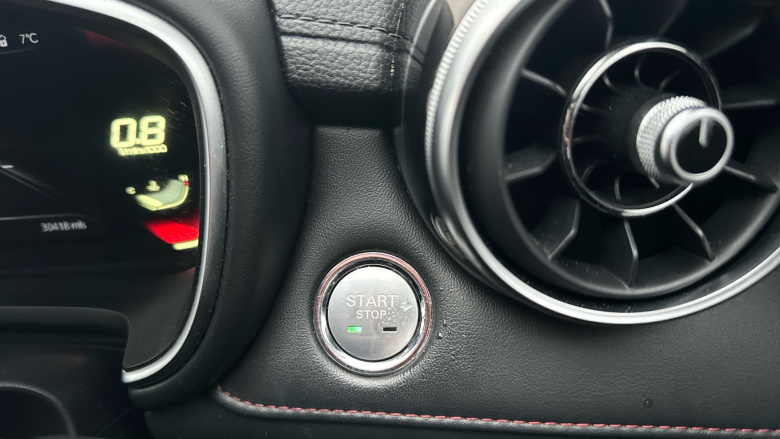 MG HS 1.5 T-GDI Trophy 5dr DCT Petrol Hatchback